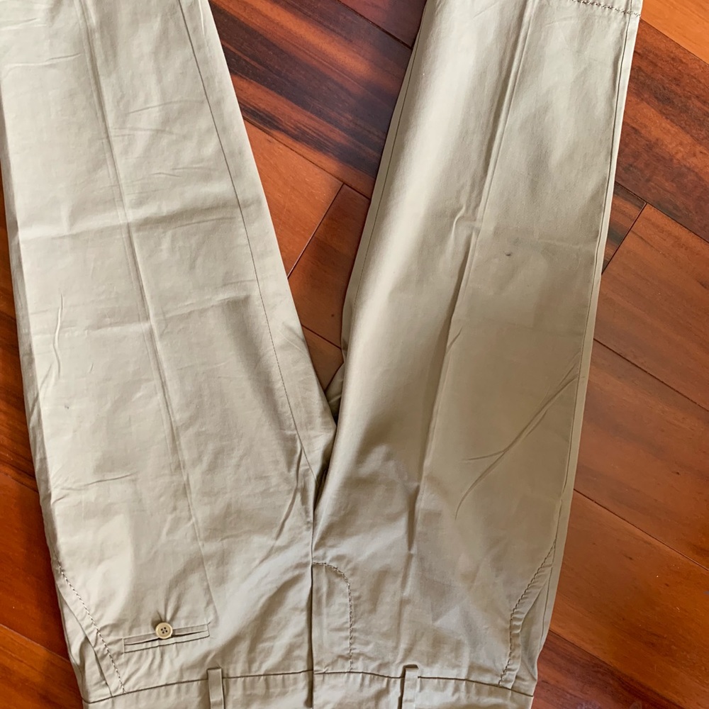 Trina Turk khaki clam diggers